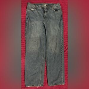 Light washed straight bootcut jeans